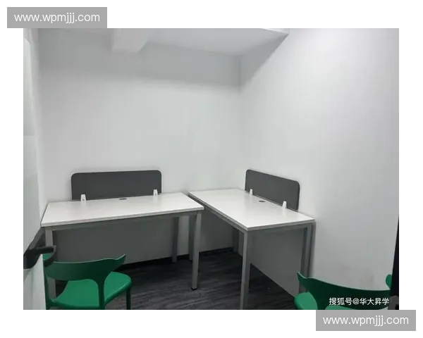 冠军争夺中的关键策略与心态调整：如何在竞争激烈的环境中脱颖而出